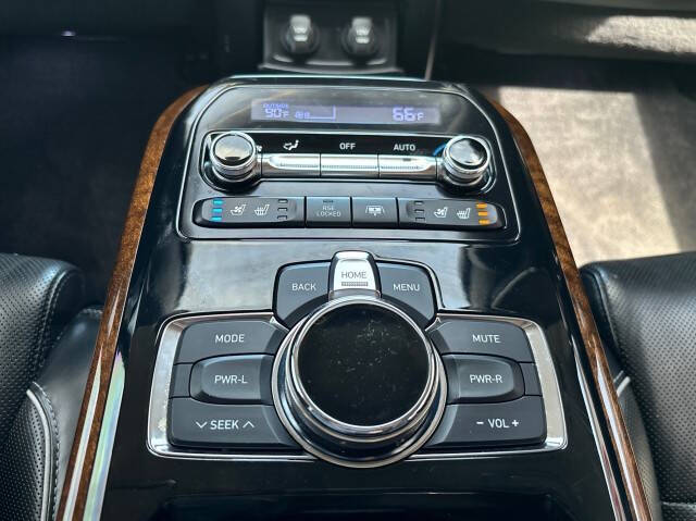 2018 Genesis G90