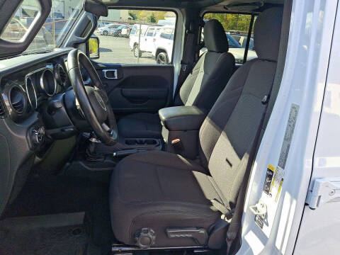 2022 Jeep Gladiator Altitude