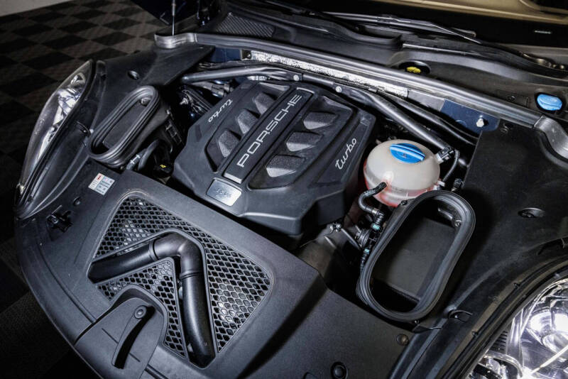 2015 Porsche Macan S