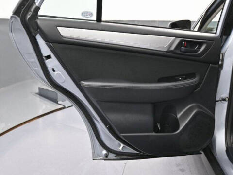 2019 Subaru Outback 2.5i