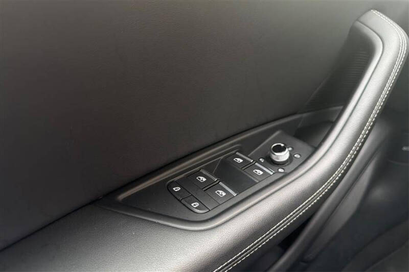 2024 Audi A5 Sportback quattro S line Prem Plus 45 TFSI