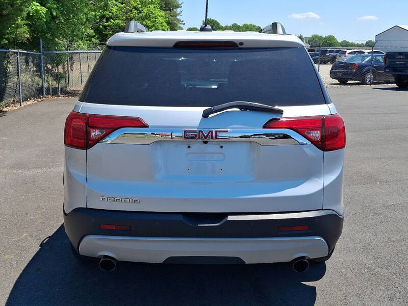 2019 GMC Acadia SLE-2