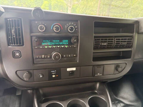 2017 Chevrolet Express 2500