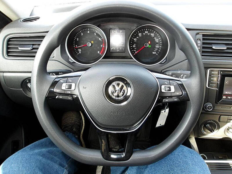 2016 Volkswagen Jetta