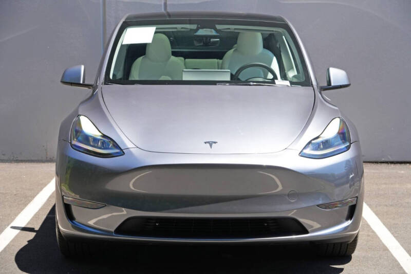 2024 Tesla Model Y Long Range