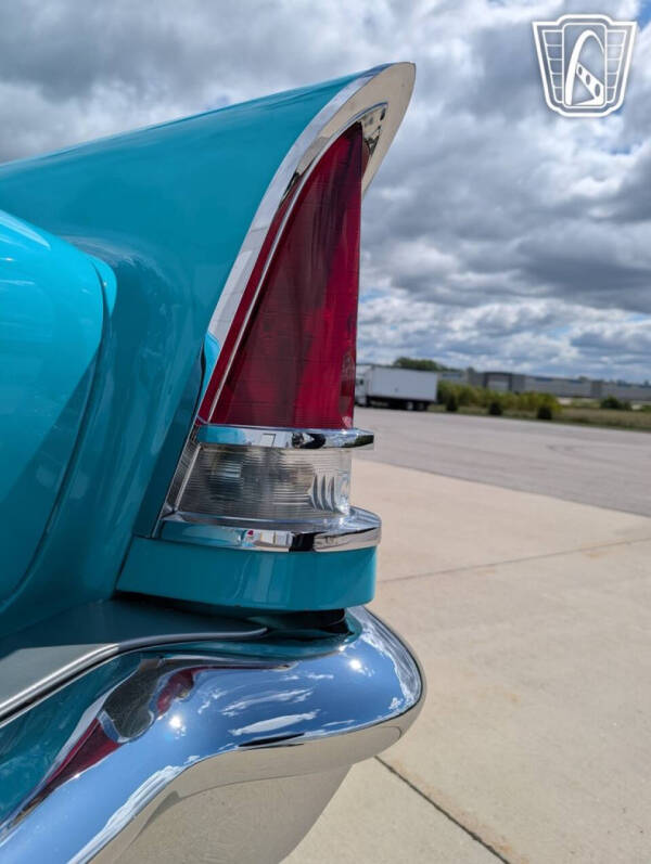 1957 Chrysler Windsor