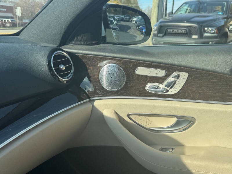 2017 Mercedes-Benz E-Class E 300 4MATIC