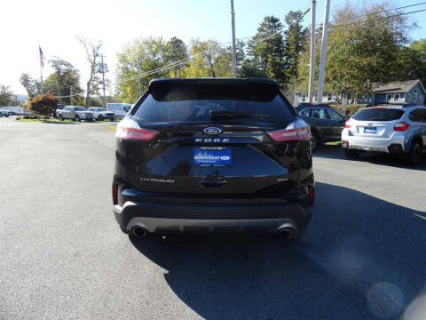 2022 Ford Edge Titanium