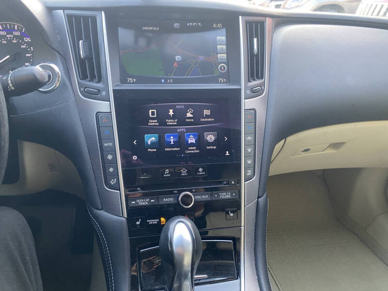 2014 Infiniti Q50 Premium