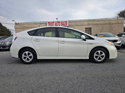 2013 Toyota Prius Two