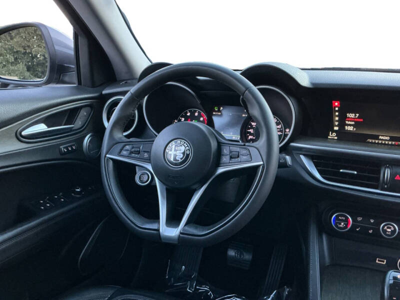 2019 Alfa Romeo Stelvio Ti