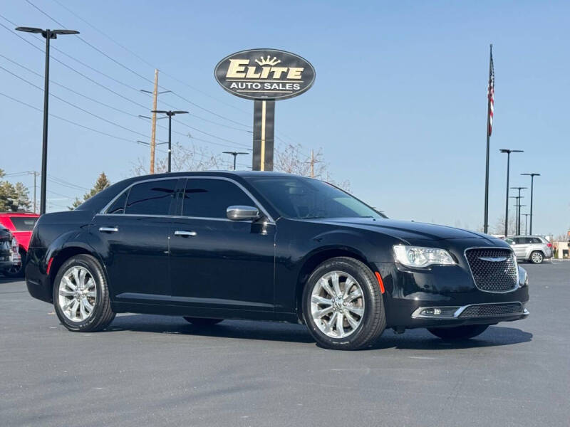2018 Chrysler 300 Limited's photo