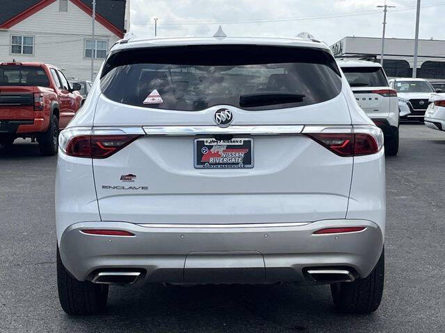2022 Buick Enclave Premium