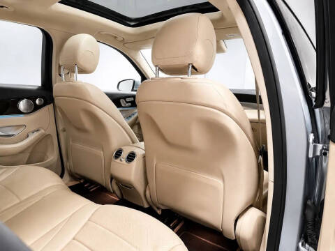 2017 Mercedes-Benz GLC GLC 300