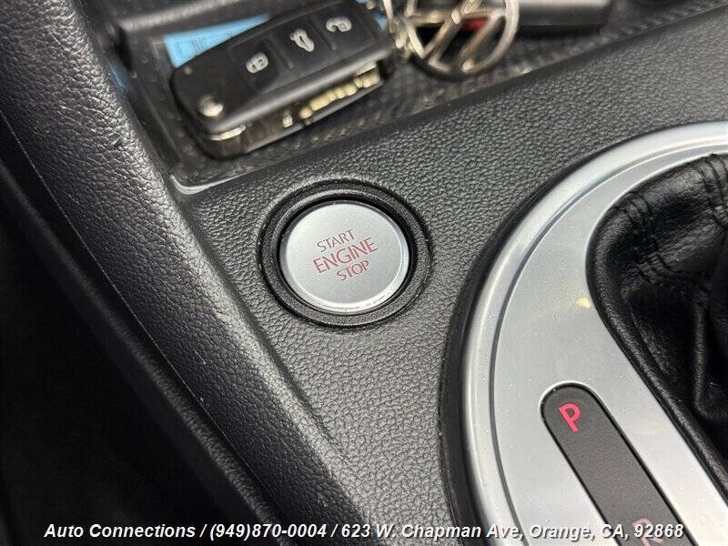 2018 Volkswagen Beetle Convertible 2.0T Coast