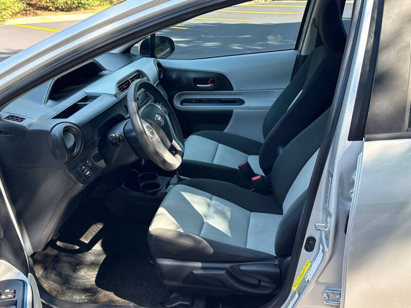 2012 Toyota Prius c Three