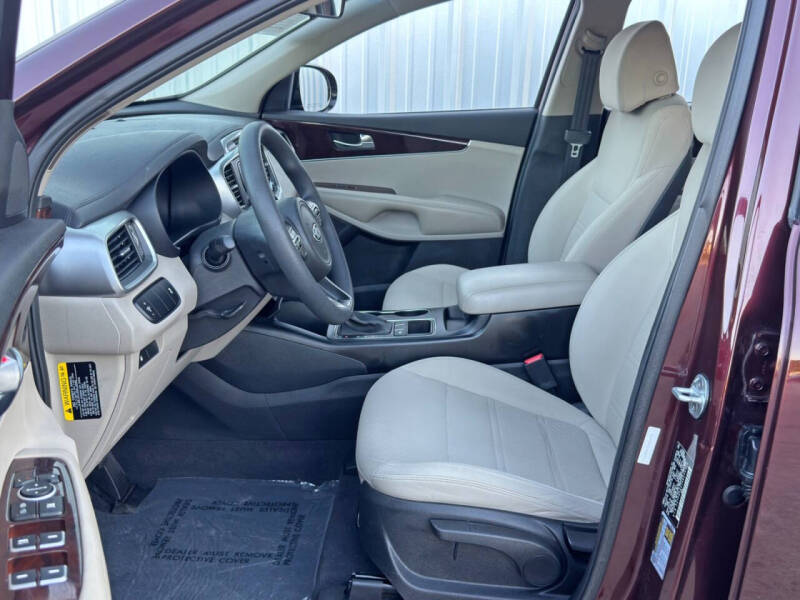 2017 Kia Sorento LX
