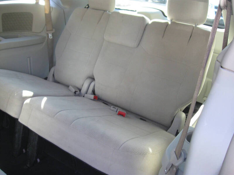 2011 Dodge Grand Caravan Crew