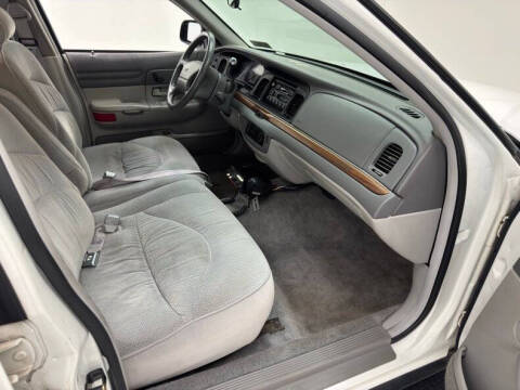 1997 Ford Crown Victoria LX