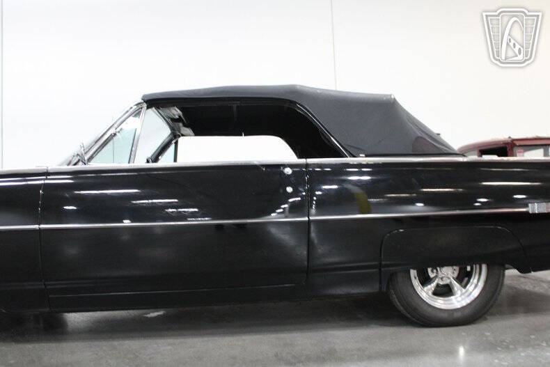 1962 Ford Thunderbird