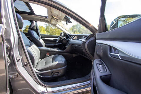 2019 Infiniti QX50 Essential