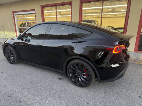 2023 Tesla Model Y Performance