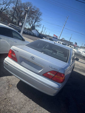2003 Lexus LS 430