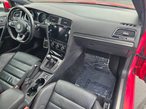 2018 Volkswagen Golf GTI S