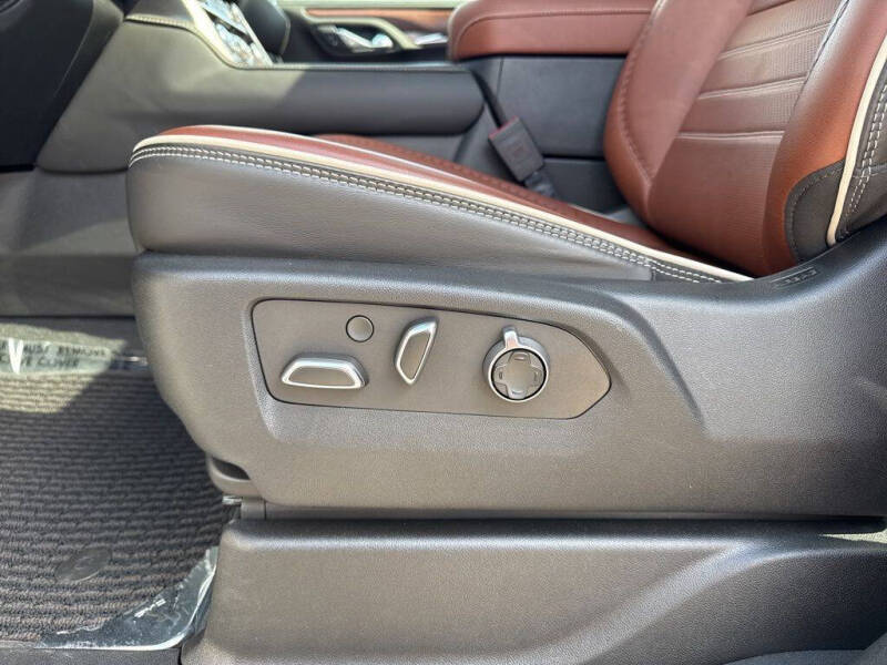 2023 GMC Yukon Denali Ultimate