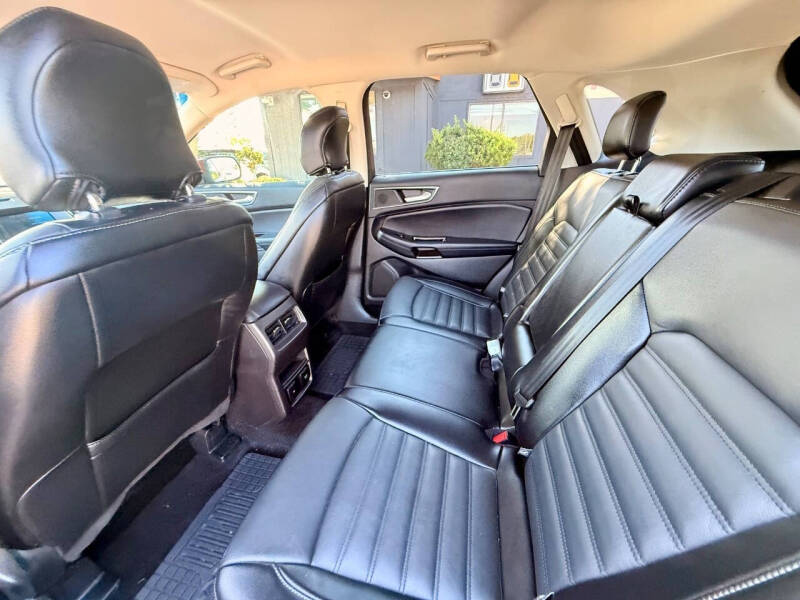2017 Ford Edge SEL