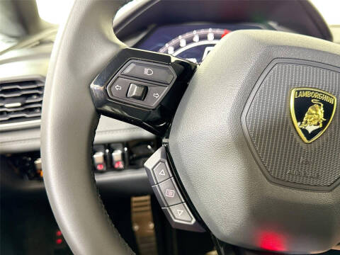 2023 Lamborghini Huracan Tecnica