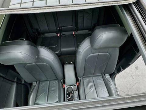 2022 Audi Q3 quattro S line Premium 45 TFSI