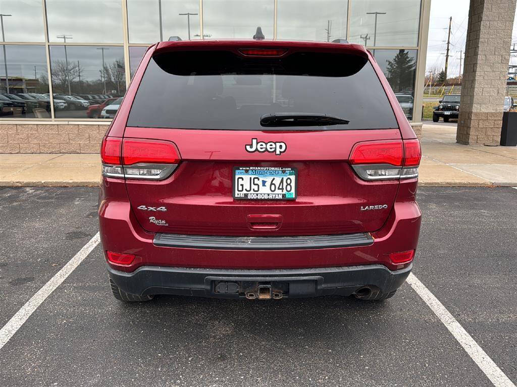 2015 Jeep Grand Cherokee for sale at Victoria Auto Sales in Victoria, MN