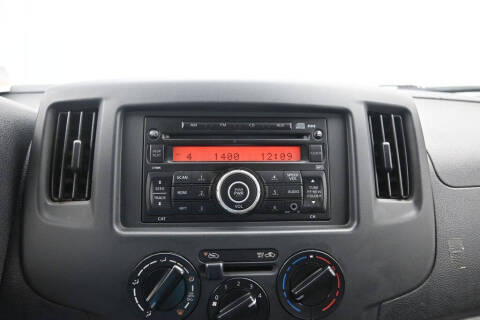 2017 Nissan NV200 SV