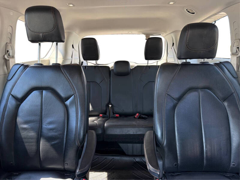 2019 Chrysler Pacifica Touring L
