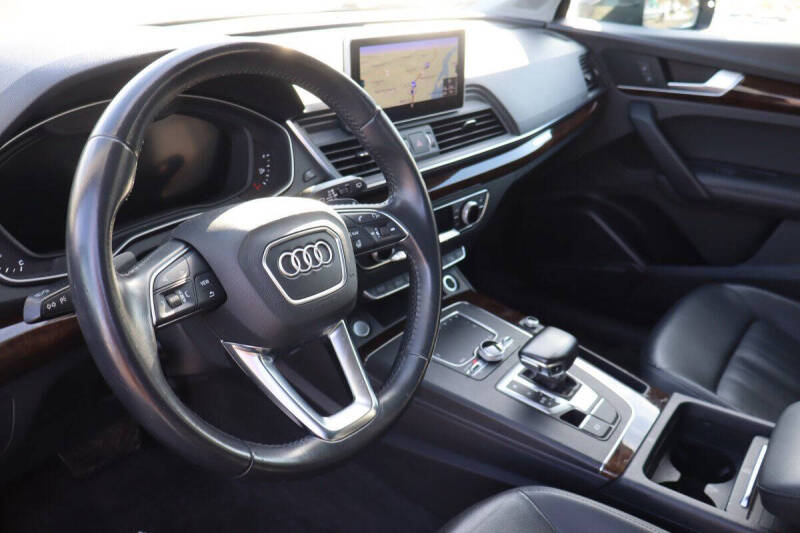 2019 Audi Q5 quattro Premium Plus 45 TFSI