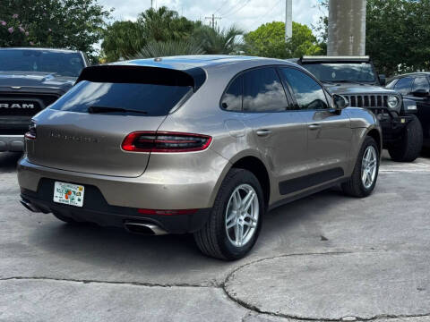 2017 Porsche Macan