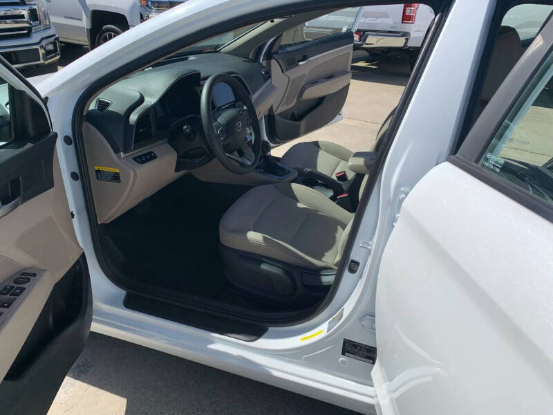 2019 Hyundai Elantra SEL