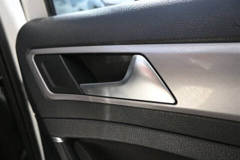 2016 Volkswagen e-Golf SE