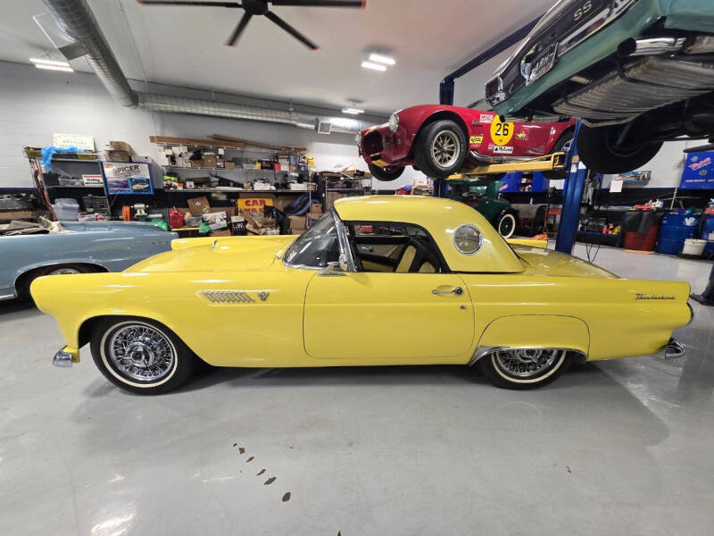 1955 Ford Thunderbird