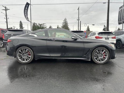 2017 Infiniti Q60 Red Sport 400