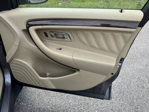 2013 Ford Taurus Limited