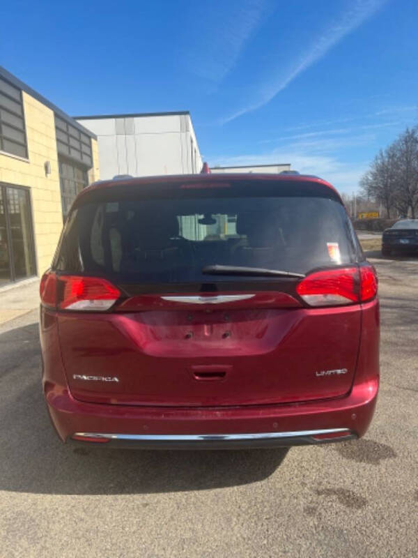 2017 Chrysler Pacifica Limited