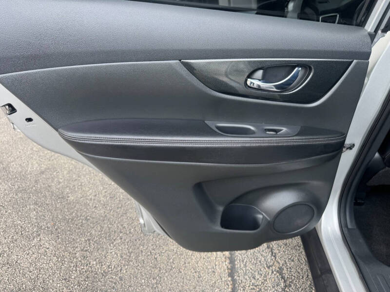 2016 Nissan Rogue SL