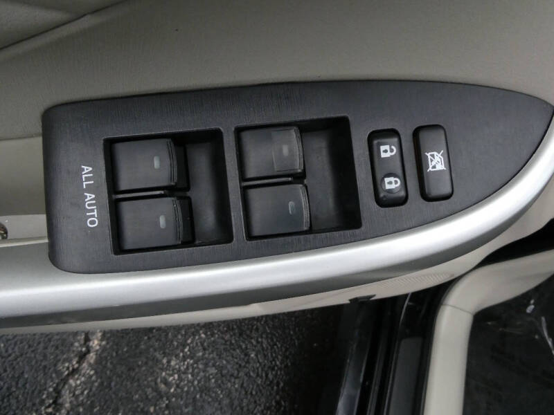 2015 Toyota Prius Four