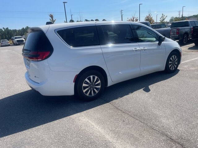 2025 Chrysler Pacifica Plug-In Hybrid