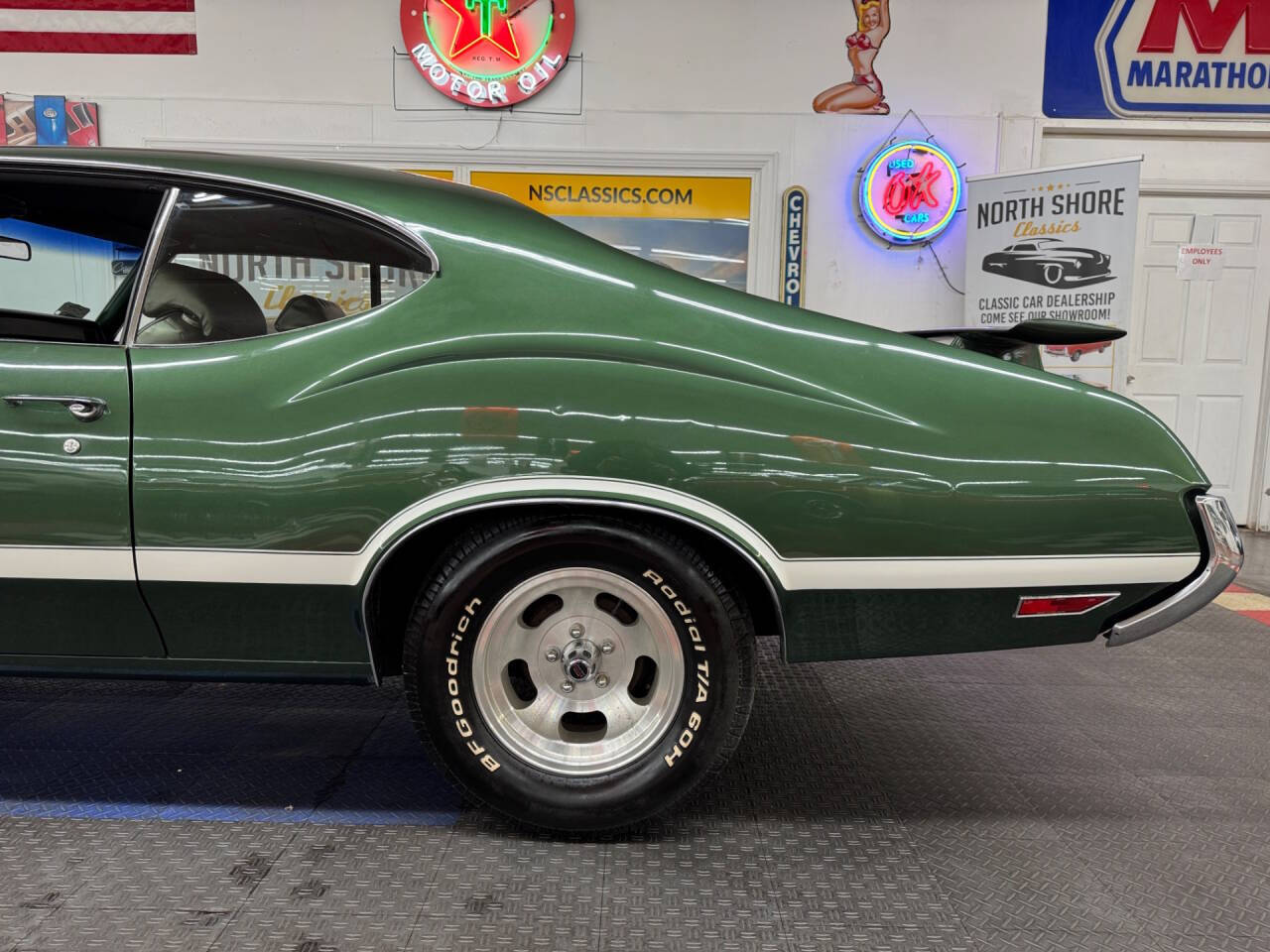 1970 Oldsmobile 442 23