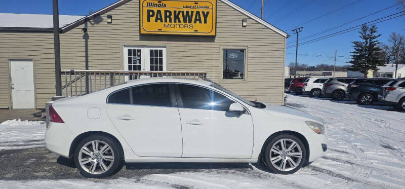 2012 Volvo S60 for sale at Parkway Motors in Springfield IL