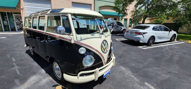 1975 Volkswagen Bus for sale at ADVANCE AUTOMALL in Doral FL