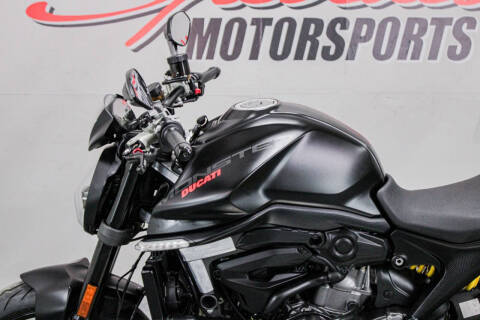 2021 Ducati Monster